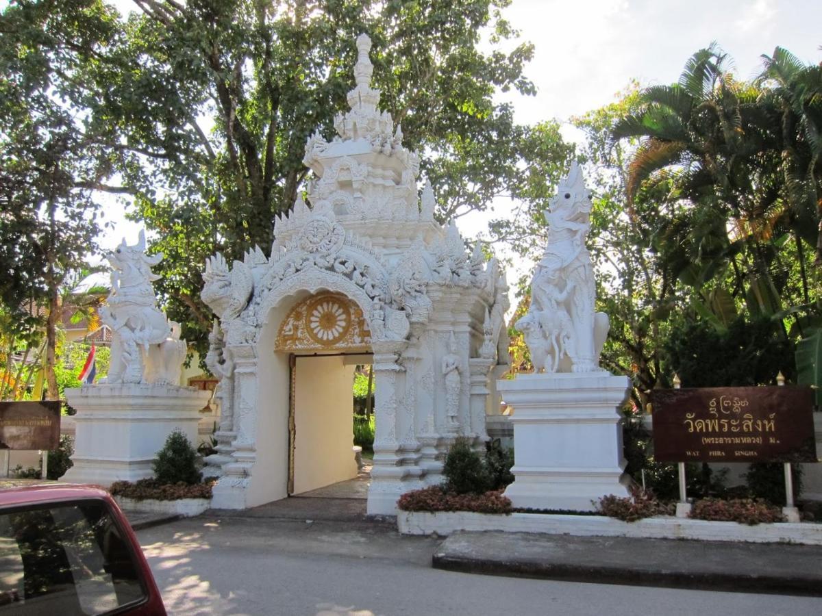 Oyo 1127 Baan Siam Hotel เชียงราย ภายนอก รูปภาพ